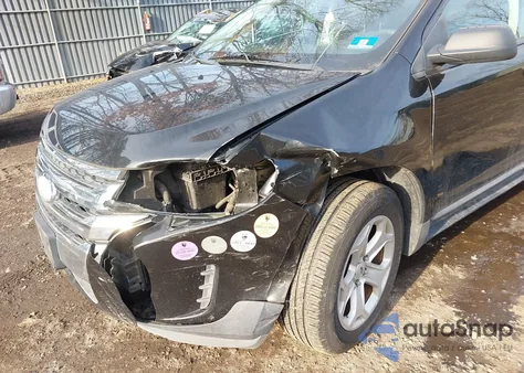 2013 Ford Edge Se z USA, uszkodzony, nr VIN 2FMDK3G95DBC52568